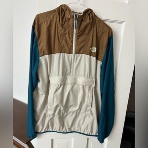 North face packable windbreaker